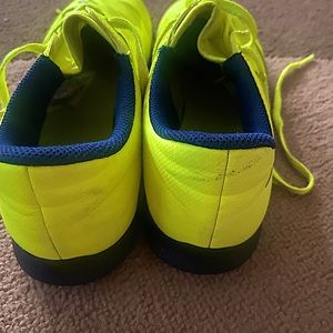 (Used) Nike phantom venom indoor turf soccer shoes yellow/greenish